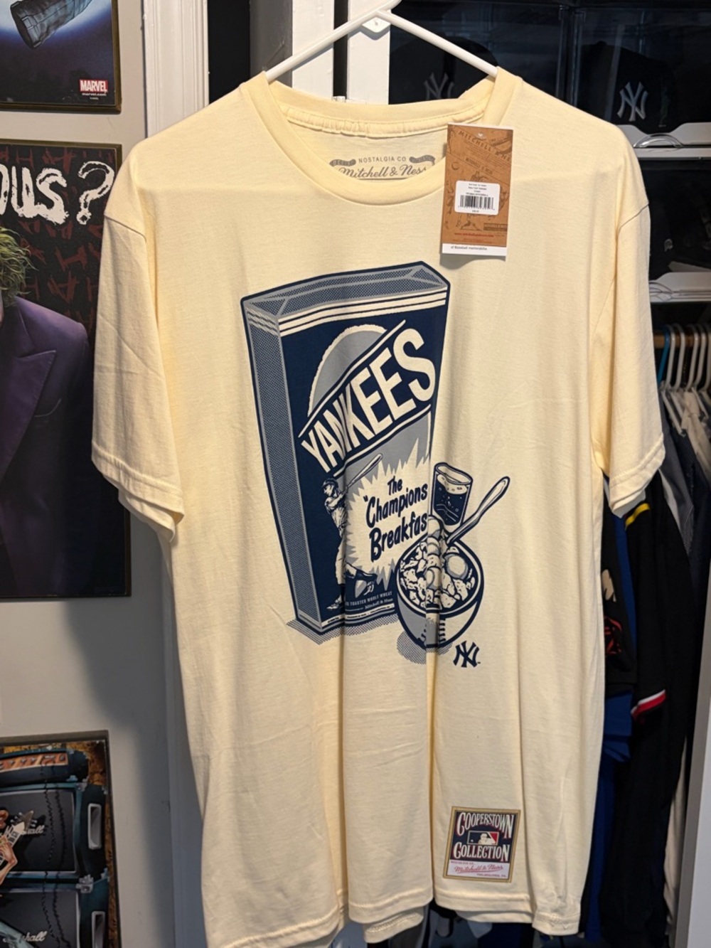 Mitchell & Ness Cream Yankees Champions Breakfast Graphic Tee